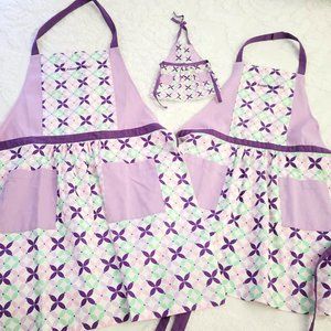 American Girl Brand Star Baker Aprons for child/adult & 18 in dolls